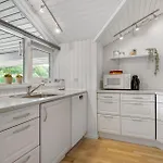 4 Bedroom Cozy In * Ansager