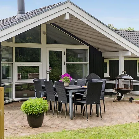 בית נופש 4 Bedroom Cozy In Ansager